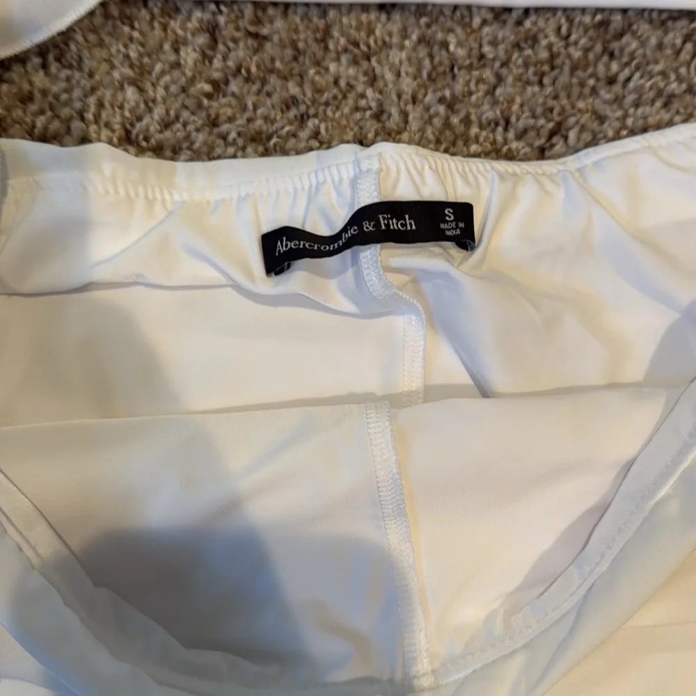 Abercrombie & Fitch White Two-Piece Ruffle Dress Set - Picture 6 of 6